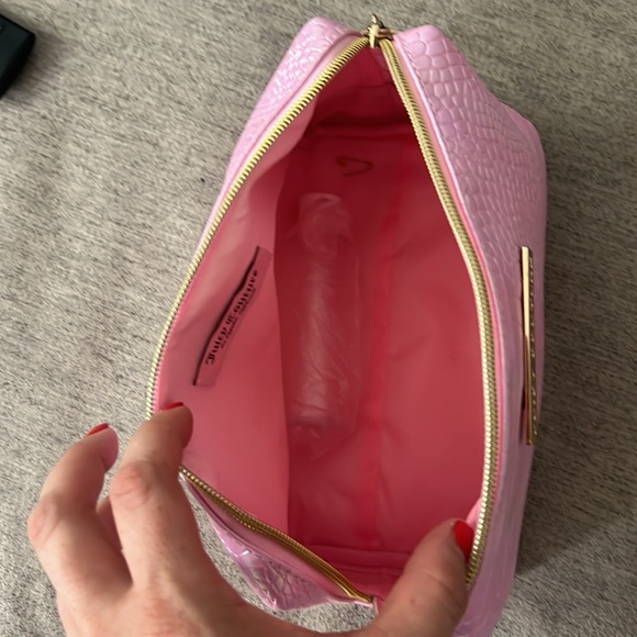NWT Juicy Couture Make Up Case - Picture 6 of 6